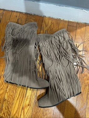 Fringed Knee-High Suede Boots in Taupe